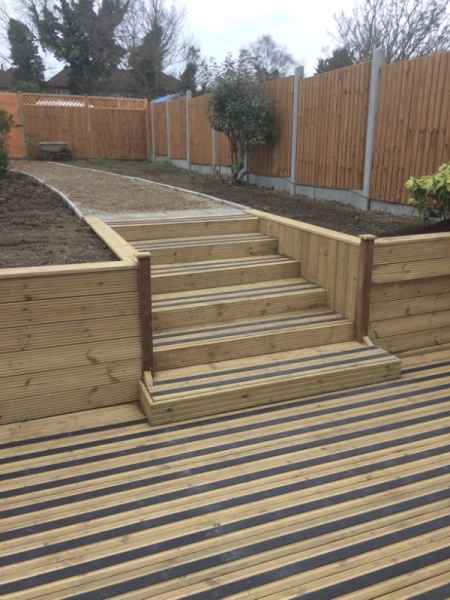 Non Slip Decking and Step Strips
