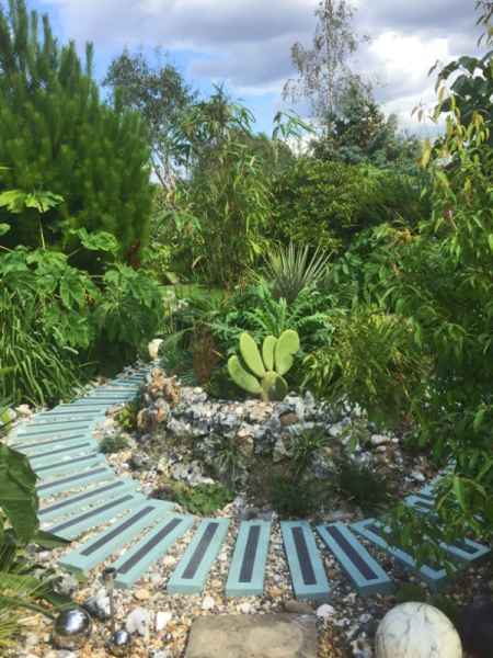 Decking Strips on Individual Garden Steps