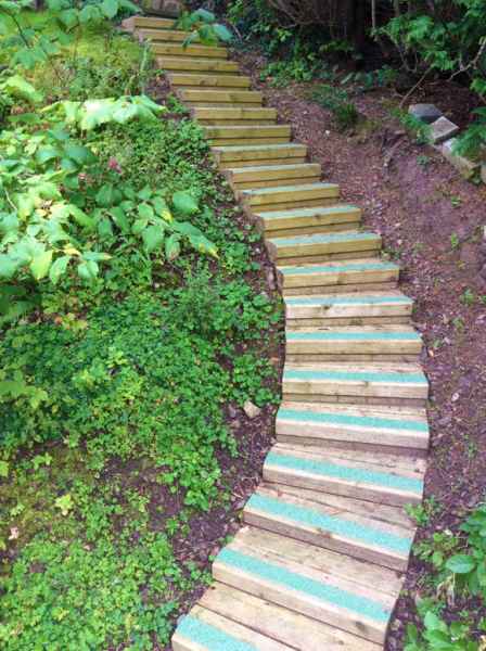Colourdec Green GRP Step Strips Woodland Steps