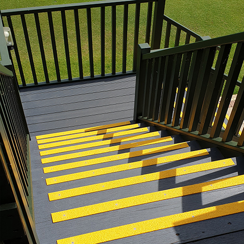 Highlighting and protecting steps with bright colours.
