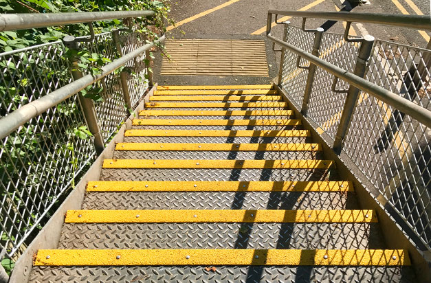 Anti slip stair nosing metal stairway installation.